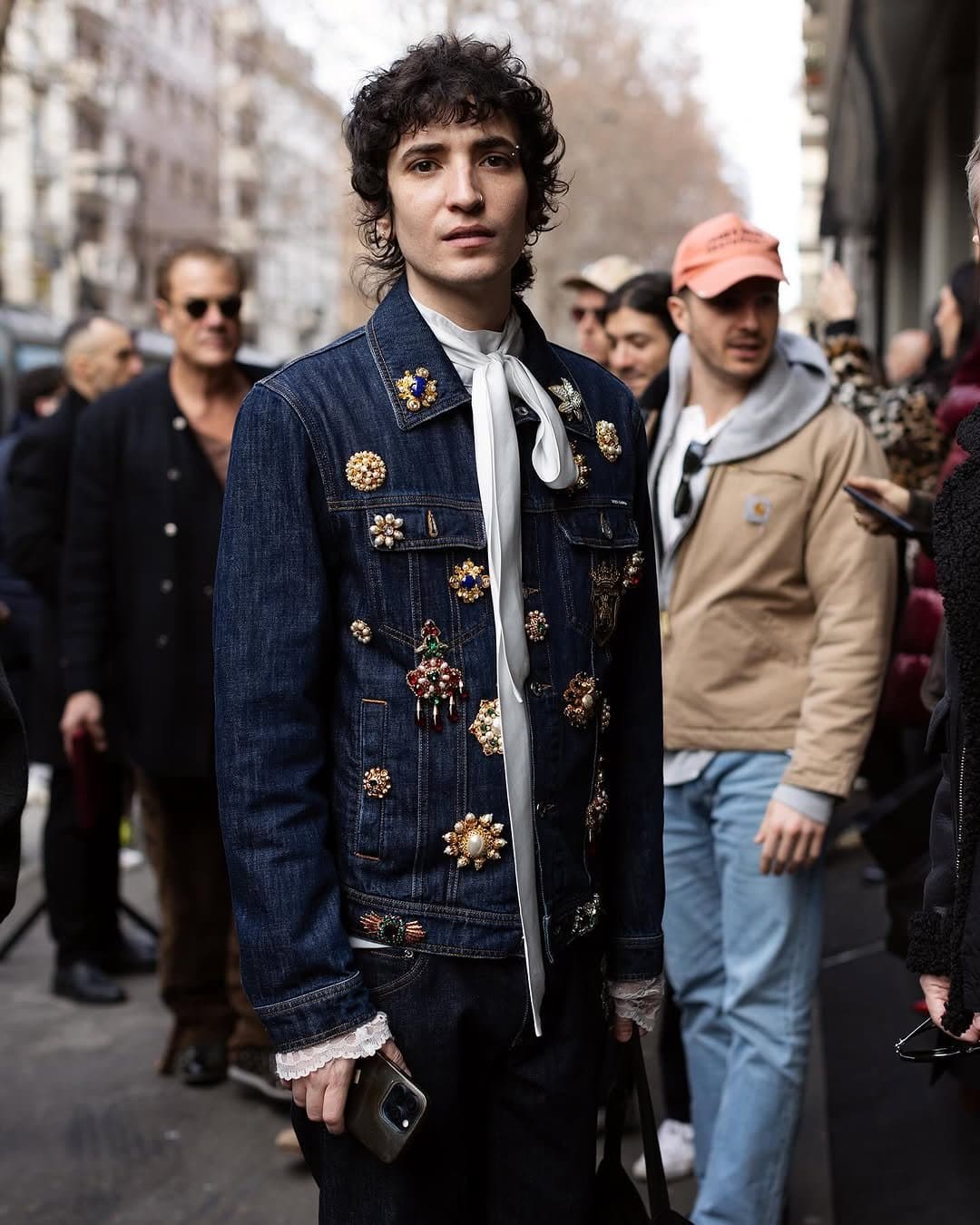 The denim knows exactly
how much theater it wants.