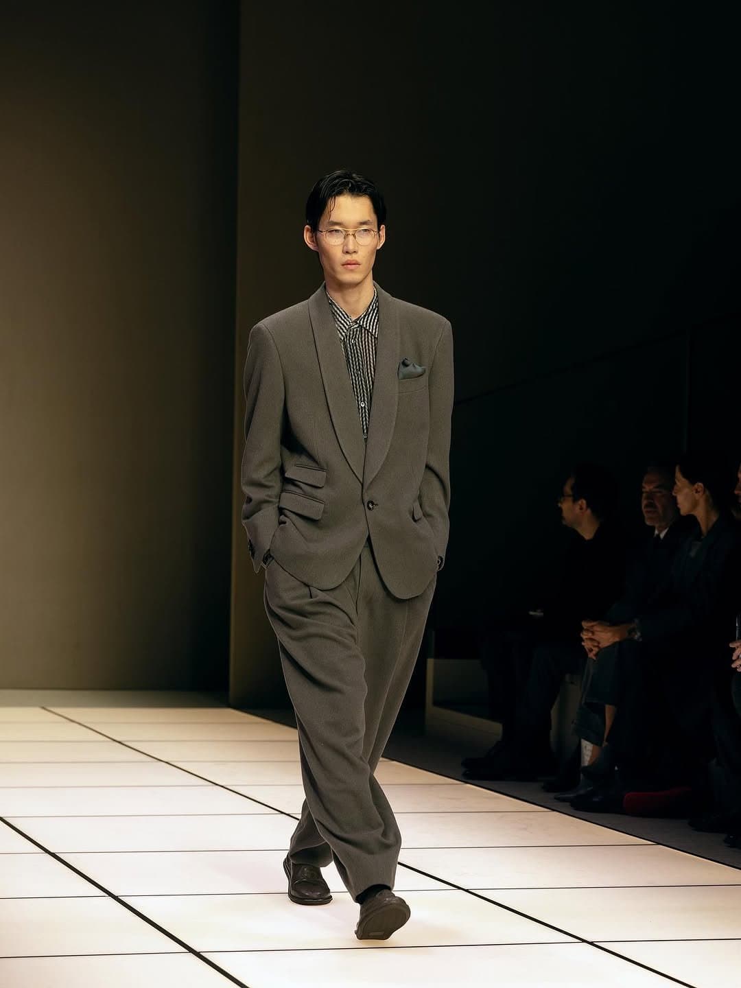 A Minimalist look