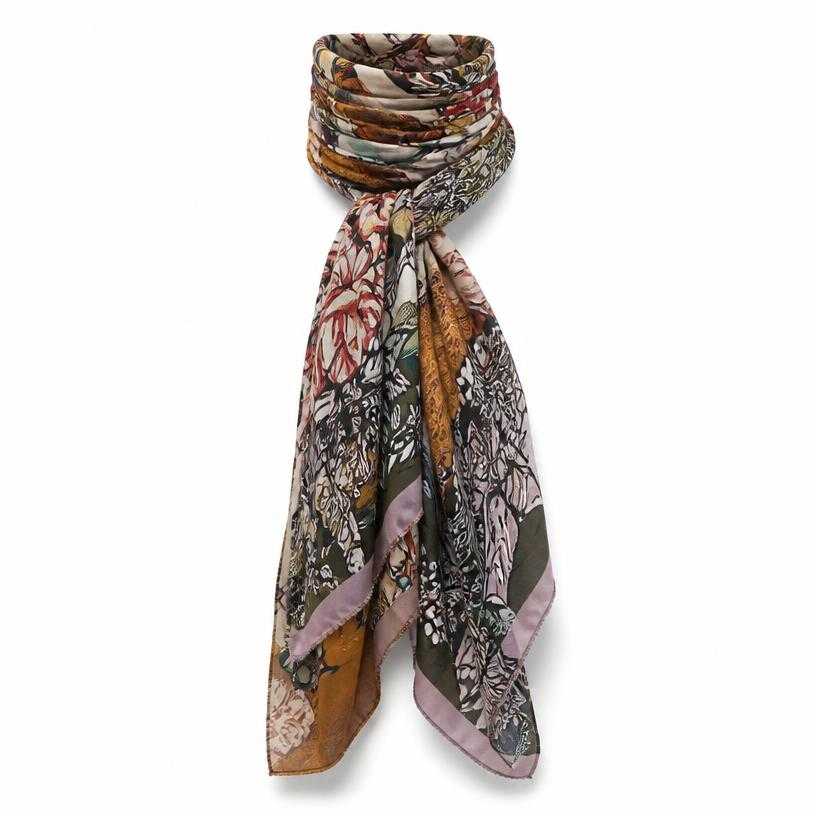 Generated item image of fitted multicolor wrapped lightweight printed fabric neck scarf